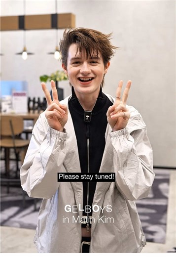 #legendTHxGelBoys ทักทายจาก เลออน–บรอคโค่ (@leon) นักแสดงจากซีรีส์เรื่อง GELBOYS สถานะกั๊กใจ ที่พร้อมเผยเสน่ห์แบบ effortless เฉพาะตัวผ่านลุคจาก Matin Kim ติดตามได้เร็วๆนี้ใน Digital Cover ของ #legend_TH ประจำเดือนพฤศจิกายน Greetings from Leon–Broco, one of the lead actors from the series GELBOYS, ready to showcase his effortless charm in looks by Matin Kim. Catch the full feature soon in the November Digital Cover of Hashtag Legend Thailand. #LEONBROCCO #legendTHxMatinKimxGelBoys #MatinKimMagazi