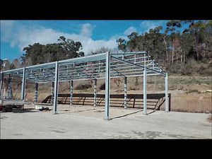 CAPANNONE CON STRUTTURA IN ACCIAIO