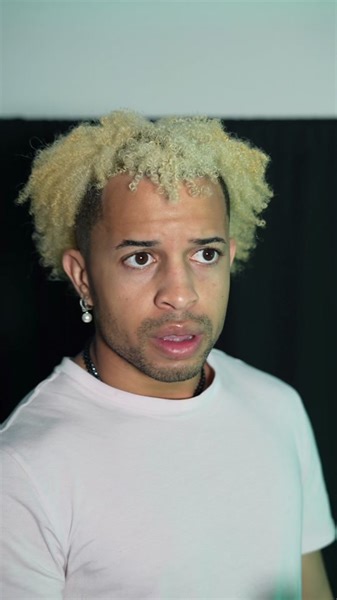 Exposing a Song Thief: A Dramatic Stage Moment