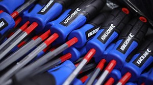 30 reactions | Find out how our innovative TorqueMaster® Screwdrivers are made... Learn More: https://www.kincrome.com.au/torquemaster Latest Catalgoue: https://bit.ly/bluebuysfordad | KINCROME | Facebook