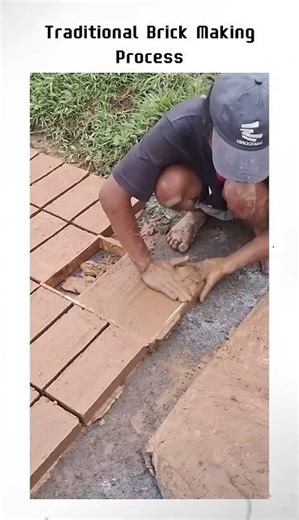 Traditional Brick Making Process #BrickMaking #TraditionalCraft #ConstructionProcess #HandmadeBricks