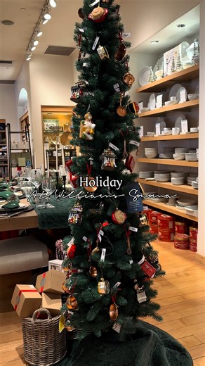 Susquehanna Marketplace on Instagram: "They make every gathering unforgettable — now it’s your turn to gift them something special. From gourmet kitchen must-haves and cookware to stylish table accessories, cookbooks, and premium pot sets, treat your favorite host this season with entertaining essentials from @WilliamsSonoma."