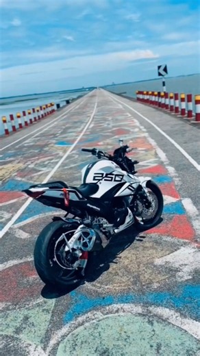 White gixxer fi modifications new Suzuki 250 BS6 #new #suzuki #modified #dream #viral #shorts