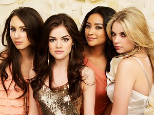 The 'Pretty Little Liars: Original Sin' Cast Is Going to Be Huge