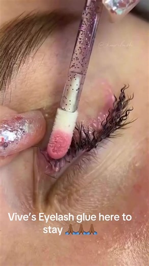 Vive’s Eyelash Glue: The Best Choice for Your Lashes