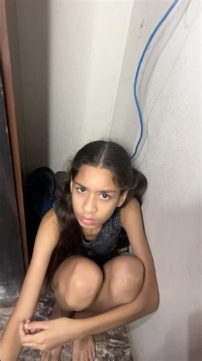 She hid to avoid taking a bath! #shortsviral #viralvideo