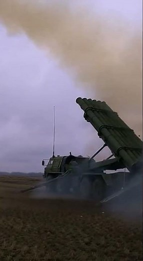 BM-30 Smerch MLRS: Live Fire & Cluster Impact #military #army
