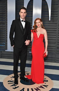 Isla Fisher Reflects on Her 'Challenging' but 'Exciting' First Year After Sacha Baron Cohen Divorce