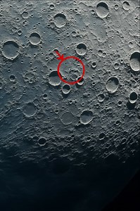 A mysterious object was captured near the Moon — appearing out of nowhere with an unusual shape and unpredictable motion. It could be a satellite, space debris, a passing rock… or something we can’t quite explain just yet. In space, the line between the known and the unknown is thinner than we think. 👀 🌌 Fun fact: More than 27,000 pieces of tracked debris currently orbit Earth — but countless smaller objects go undetected. #moon #SpaceMystery #astronomy #UFO #NASA #astronomy #ISSFootage #Space