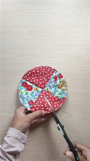 DIY coaster from round fabric #diy #coaster #tutorial #sewing #sewingproject #sewingtutorial #gift