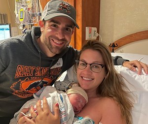 IT’S A GIRL! WANE 15 anchors welcome new baby