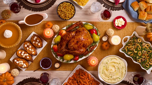 Turkey & Stuffing Oreo for Thanksgiving? What to know about Oreo's newest cookies