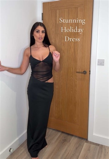 Stunning Bargain Holiday Dress for Spring Fashion