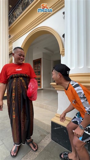 Komedi Kang Sule: Perli Berbagi dan Lucu Bikin Ngakak