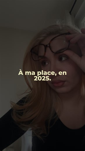 Delphine → CM et création de contenu on Instagram: "4 ans après et à la fin de l’année la plus intense de ma vie, je suis heureuse de pouvoir dire que je me sens à ma place. For real. Parce que comme beaucoup, j’ai douté, je doute encore parfois, mais c’est ça qui me permet de toujours aller plus loin dans ce que j’entreprends. Je me suis sentie « moins », j’ai eu du mal à me mettre en valeur. Comme tous aussi j’ai dû faire face en pro sans broncher alors que le perso vivait des périodes peu agr