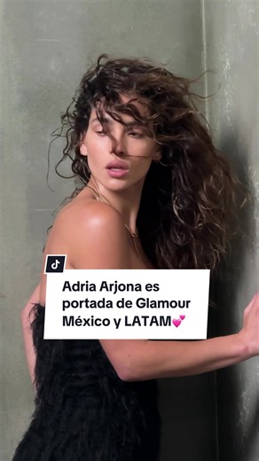 Adria Arjona: Estilo y Autenticidad en Glamour
