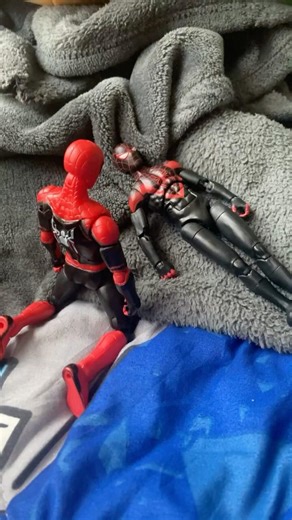 Spider Man 2099 kills miles￼