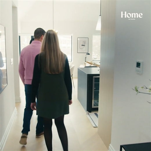 A kitchen transformation worth loving 🤩 Catch Love It Or List It Sundays at 9ep on Home Network, or stream on @stacktv | Home Network