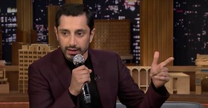 Watch Riz Ahmed Rap About Star Wars On The Tonight Show