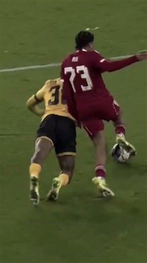 tekky winger ⚡ #viral #youtubeshorts #football #edit #ngumoha #liverpool #popular #shorts