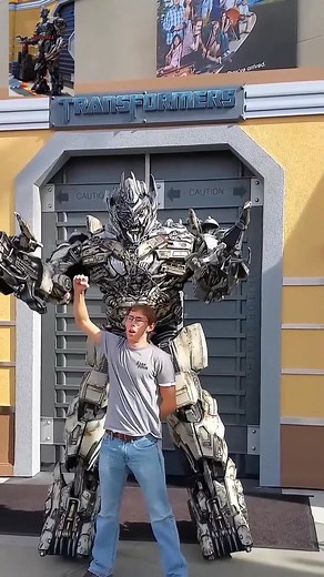 17K views · 389 reactions | #foryou #megatron #transformers #transformers | Hountra | Facebook