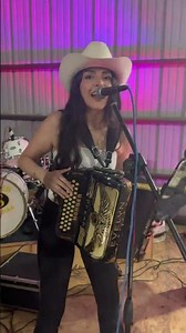 Hay con otro pagaras #conquemepagas #acordeonistamujer #hohner #vaquerita