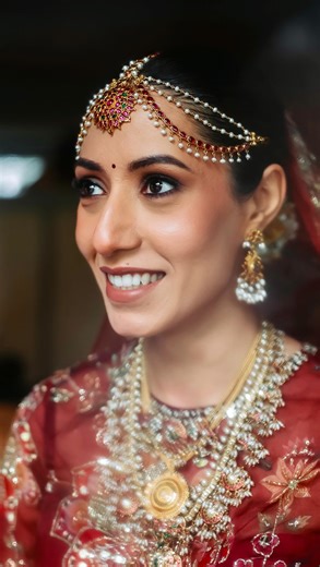 BridalMakeupbangalore | Tejaswini | Bangalore makeupartist on Instagram: "Day wedding glam crafted for real light and real moments ✨ Soft tones, flawless skin, and timeless elegance—because true beauty shines brightest when it feels natural, effortless, and unforgettable. 💍🌸 Makeup & Hairstyle @brideandside & Team Wearing @mahimamahajanofficial Makeupartist Bangalore, Bridalmakeupartist Bangalore, day wedding, bridal makeup, natural glam, soft glam, flawless skin, dewy look, bridal beauty, wed