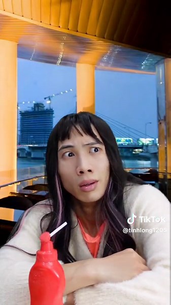 Exploring Women's Roles in Viet Comedy: Part 1