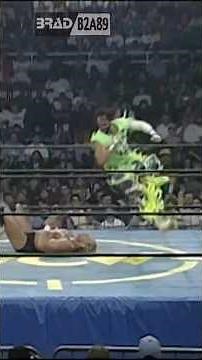 Lex Luger vs. Randy Savage | WCW Halloween Havoc 1995