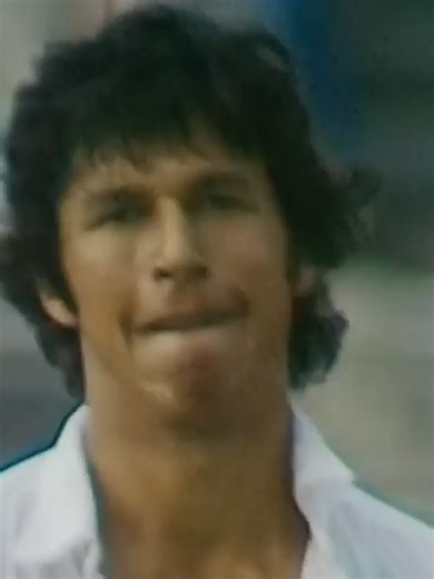 Imran Khan's Bowling Action Transformation After Debut