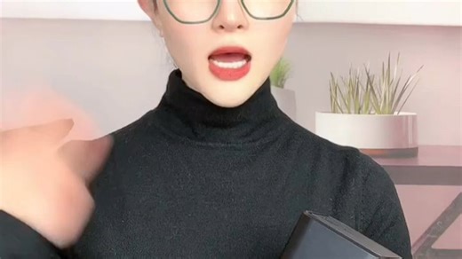 倍思P20000mAh超大功率充电宝，双向快充，逛年货也能同时给手机、耳机、平板续航，一机搞定全家设备充电需求，实用又方便！