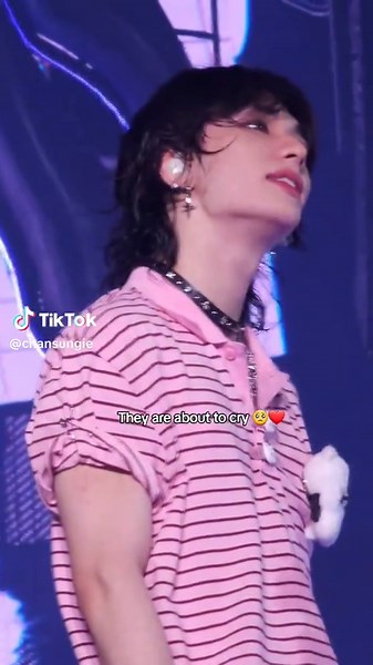 Emotional Reaction of Stray Kids During Dominate Tour