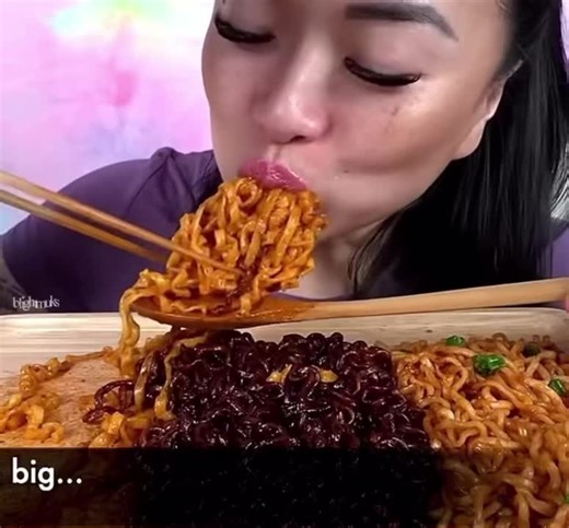 ramen cr: sas-asmr #fyp #asmr #mukbang #eating #eatingshow