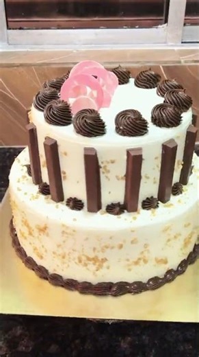 Strawberry Chocolate cake recipe #cake #cakedesign #strawberry #shortsfeed #recipe