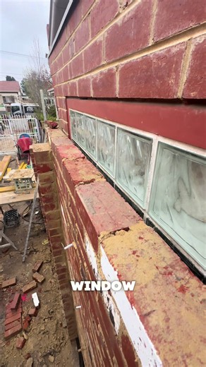 This house is being built 40mm in front of the neighbours window.. | House Building