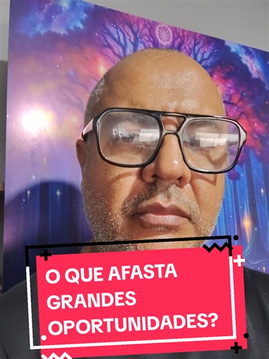 O QUE AFASTA GRANDES OPORTUNIDADES? Grandes empresas não se relacionam apenas com currículos ou competências técnicas, mas com pessoas que transmitem equilíbrio, clareza e confiança. No ambiente profissional e empresarial, tudo comunica: postura, discurso, decisões e, principalmente, o campo energético. Quando alguém vibra em um padrão energético baixo, marcado por insegurança, medo, instabilidade emocional ou autossabotagem, essa energia é percebida de forma sutil, porém constante. Ela gera ruí