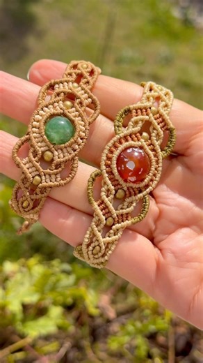 Stone & Beads Macrame Bracelet Tutorial