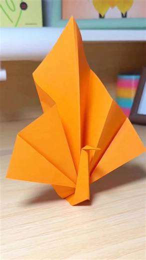 Step-by-Step Origami Bird 🕊️✨ #origami #bird #papercraft #diy #kidscraft #creativefun #handmade #easycraft #funactivity #craftideas | paper craft