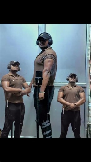 little bit flex of my body hope uh like it💪❤️✨️#gym #gymmotivation #new #youtubeshorts #viral#reels