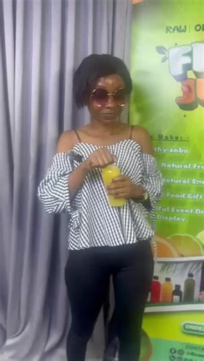 Two venues. One mission: keep Lagos refreshed. 💚 💥Juices? Cold. 💥Fruit cups? Loaded. 💥Energy? Unmatched. 📍 White Stone Event Centre, Ikeja (Oct 24–26, 9 AM daily) 📍 5 Raymond Njoku Street, Ikoyi (Sat, Oct 25 — come early!) Pull up. Sip something fresh. Catch a vibe. #GreenBistroo #TradeFairWeekend #LagosEvents #HealthyLiving #Tradefair