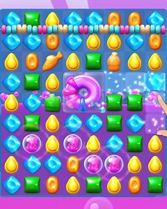 Play the sweetest game! 🍭 | Candy Crush Soda Saga