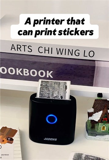 A printer that can print stickers#printanywhere #jadensprinter #memo #pocketprinter #worldhugday