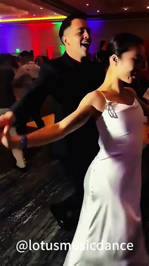 Street dancing in Shenzhen, China | Lotus dance to music #dance #ballroomdancing #forseniors #dan...