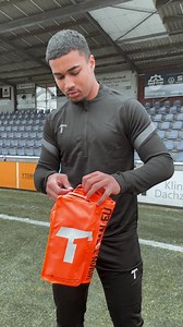 🔥ALIEN INFINITY 2.0🔥⁠ Διαθέσιμο στο gr.t1tan.com⁠ ⁠ #t1tan #goalkeeper #gripiseverything #bethet1tan | T1TAN