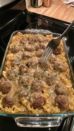 "This recipe for Swedish meatballs and noodles was a big hit on a winter night! Must express something to keep getting my recipes.... Thank you. Recipe below 👇 | Favorite Skinny Recipes