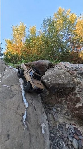 Axial Scx30 Toyota LC79 body kit brushless setup - Waterfall Spot test #2