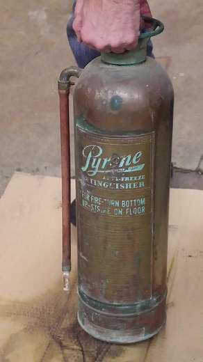 ORDER HERE: https://www.flitz.com/brass-copper-tarnish-remover/ https://www.flitz.com/flitz-polish-paste/ #Brass #Copper #Tarnish #FLITZ #BrassRestoration #FLITZPolish #TarnishRemoval #BrassCleaning #ShineWithFLITZ #MetalPolishing #FLITZBrilliance #MetalRestoration #AntiqueBrass #FLITZMagic | Flitz Polishing & Buffing Products | Facebook