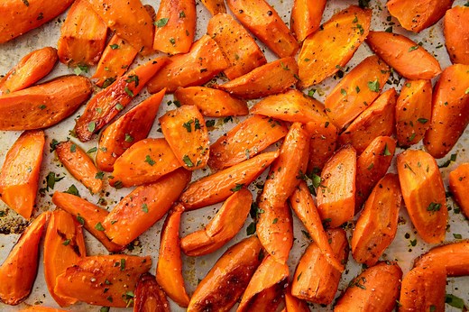 These Are Our Top Tips For Roasting Carrots Perfectly Every Time