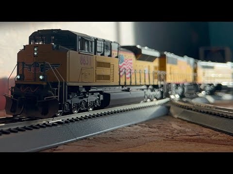 Model Railroad Railfannning: 5’s The King (Ft. UP 1995, UP 1943, UP 1111, UP 1982 & KCSM)