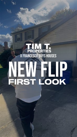 The wall paper isn’t that bad, is it? 🔥 NEW FLIP FIRST LOOK 🔥 4 Beds | 3 Baths | Basement | In the #1 town in NJ 👀 🧱 Kitchen gut layout glow-up 🪚 Open wall for a peninsula 🏡 Potential $650K–$700K ARV . . . . . #houseflipping #houseflipper #southjerseyrealestate #njrealtors #njrealtor #timtproperties #homerenos #homeremodeling | Timothy Tonczyczyn